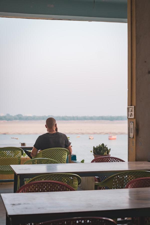 Vishnu Rest House Varanasi Luaran gambar