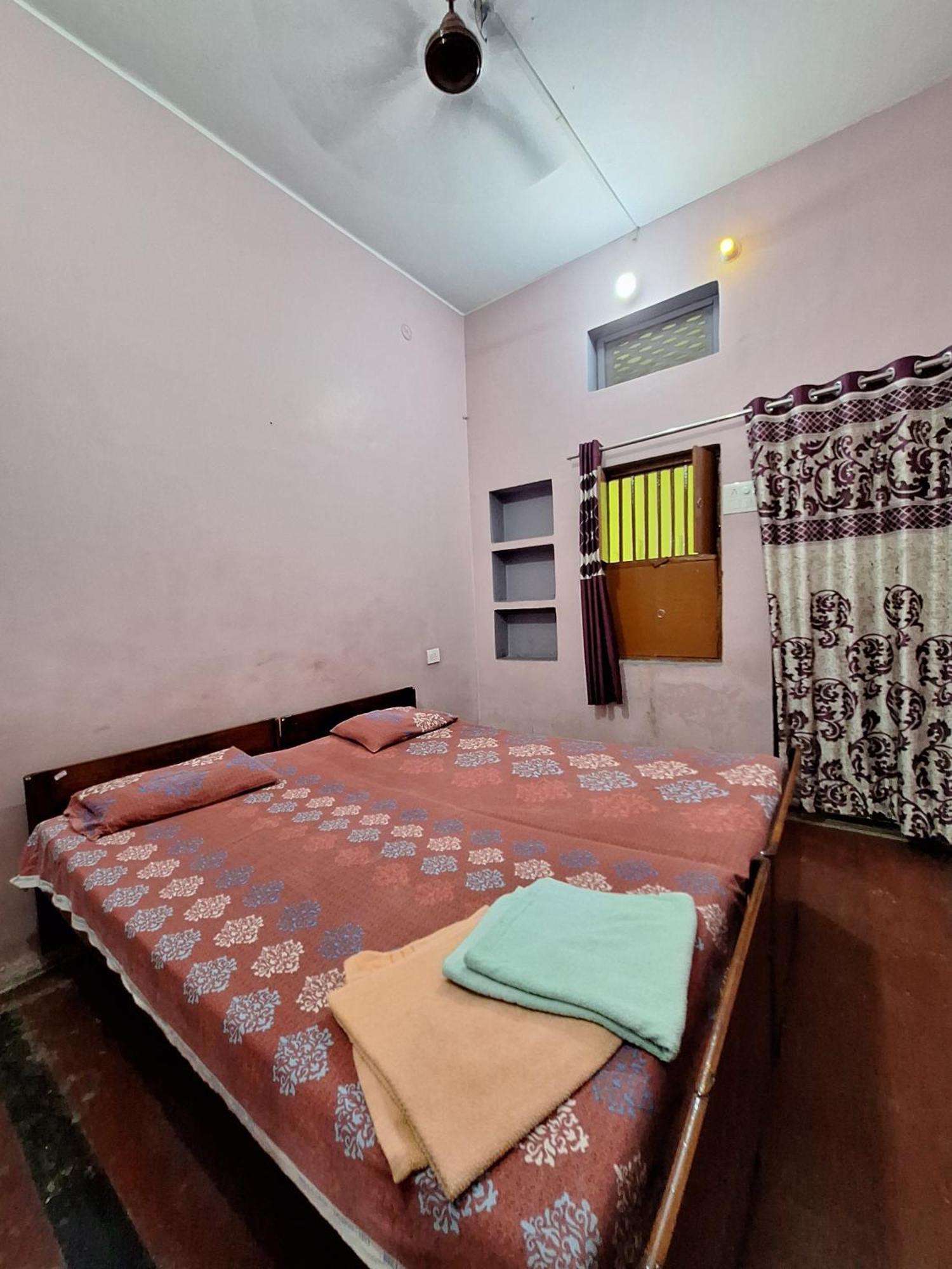 Vishnu Rest House Varanasi Luaran gambar