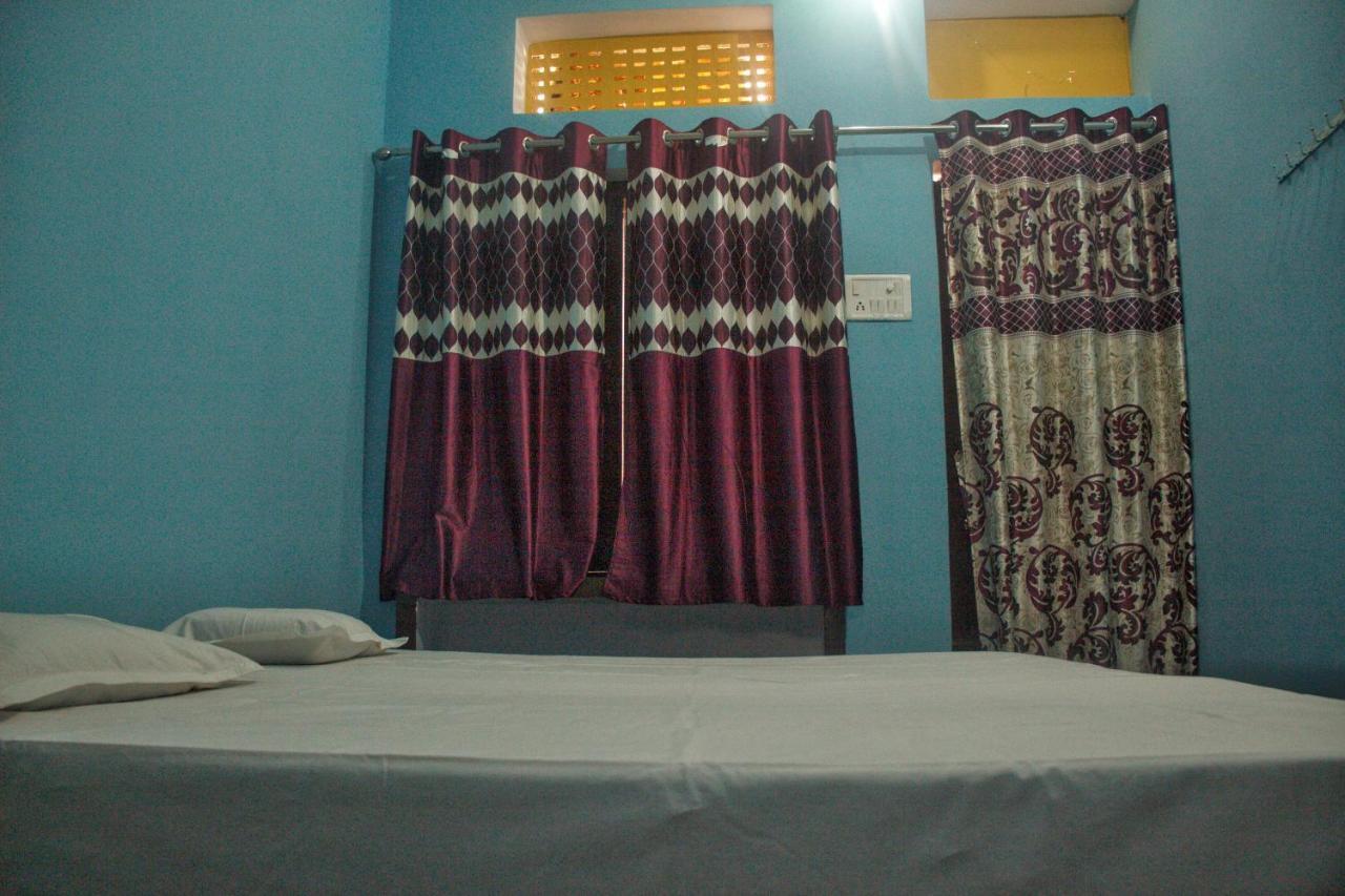 Vishnu Rest House Varanasi Luaran gambar